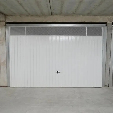 Apartment In Near The Beach, Cleaning Included Nieuwpoort