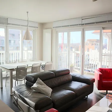 In Near The Beach, Cleaning Included Apartment Nieuwpoort