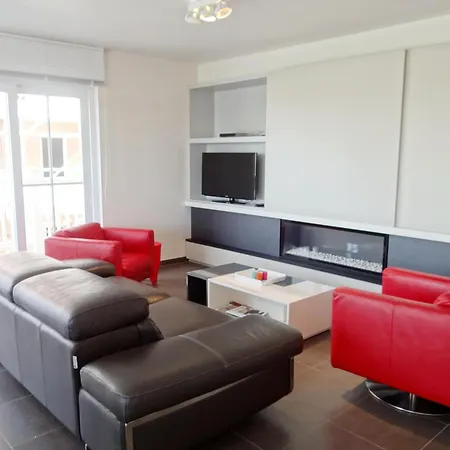 Apartment In Near The Beach, Cleaning Included Nieuwpoort